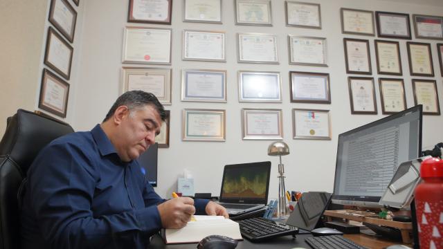 51 yaşında 18 diploma sahibi: Bir şey öğrenmediğim gün uyuyamıyorum