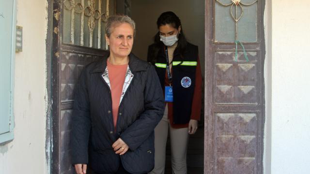 Komşusunun ısrarıyla tarama yaptırdı, erken teşhisle kanseri yendi