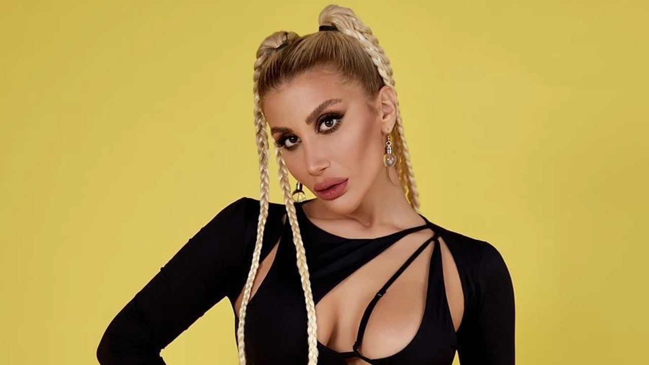 İrem Derici, sevgilisi hakkında ilginç itiraflarda bulunarak fantezilerini açıkladı.